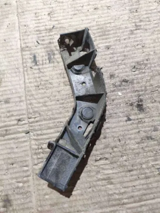  Кронштейн крепления крыла переднего правого Citroen Berlingo 1 restailing Арт 82015029, вид 1