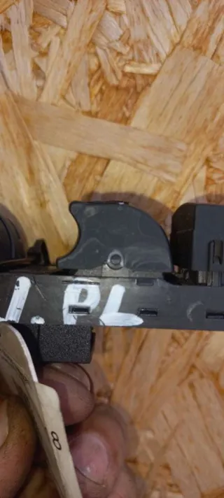 4F0959851 F Кнопка стеклоподъемника переднего левого Audi A6 C6 (S6,RS6) Арт 74838764, вид 4