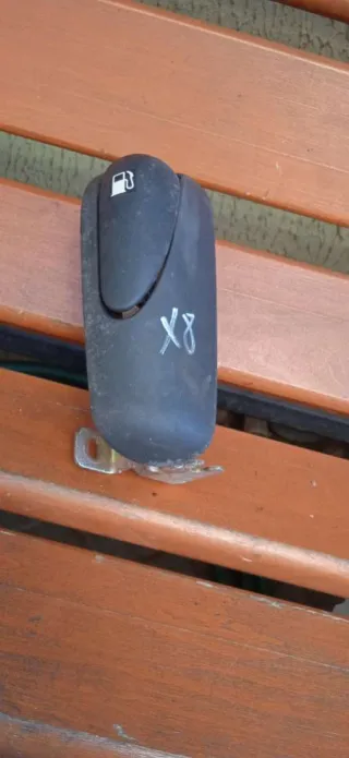 9619820880 Ручка открытия лючка бензобака Peugeot 406 Арт 82359675, вид 1