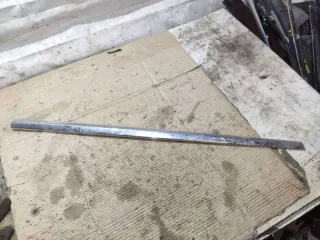  Молдинг (накладка) двери передней левой Dodge Caravan 5 Арт 82397400, вид 1