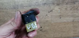  Кнопка стеклоподъемника переднего правого Ford Focus 1 Арт 82845508, вид 2