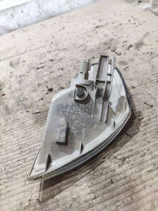  Поворотник левый Nissan Bluebird G10 Арт 82855829, вид 3