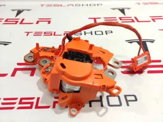 1092739-00-E,1095145-00-G контактор высоковольтной батареи Tesla model 3 Арт 99456041, вид 1