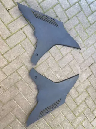 8200212994,8200763455,8200212991,8200763453 Обшивка стойки задней правой (накладка) Renault Logan 1 Арт 29521446, вид 1