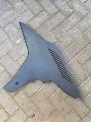 8200212994,8200763455,8200212991,8200763453 Обшивка стойки задней правой (накладка) Renault Logan 1 Арт 29521446, вид 3