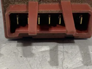 9610957880 Реле (прочее) Citroen Xantia Арт 3211861000, вид 4