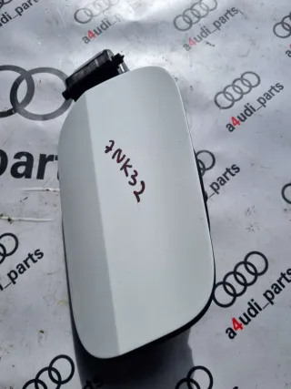 8Y4809906, 8W0010508M, 8V0862159A Лючок бензобака белый Audi A3 8Y Арт 83094292, вид 1
