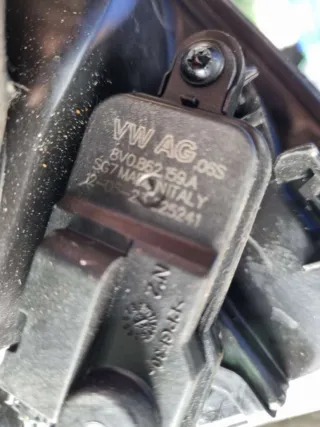 8Y4809906, 8W0010508M, 8V0862159A Лючок бензобака белый Audi A3 8Y Арт 83094292, вид 6