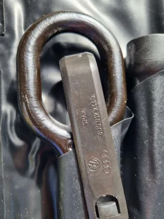 8D0012244A, 8K0805615A Набор инструментов штатный Audi A3 8Y Арт 83095360, вид 4