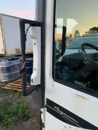  Крепление зеркала наружного левого Renault Magnum Арт 1223-3, вид 1