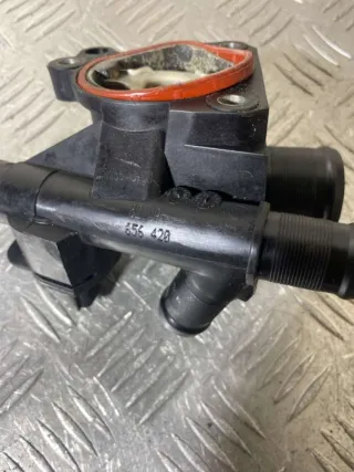 8200656420 Корпус термостата Renault Grand Espace Арт 49736, вид 3