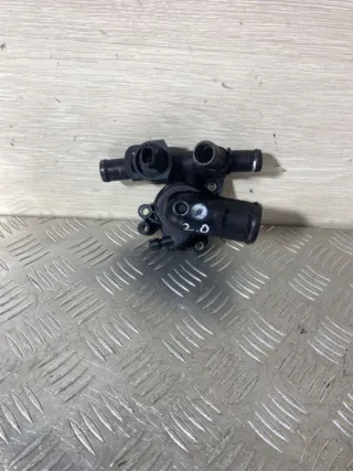 8200656420 Корпус термостата Renault Grand Espace Арт 49736, вид 1