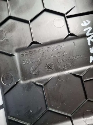 5WA915443A Крышка высоковольтной батареи Audi A3 8Y Арт 83226628, вид 4