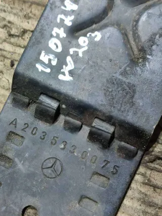 2035830075 Упор противооткатный Mercedes C W203 Арт 83387345, вид 4