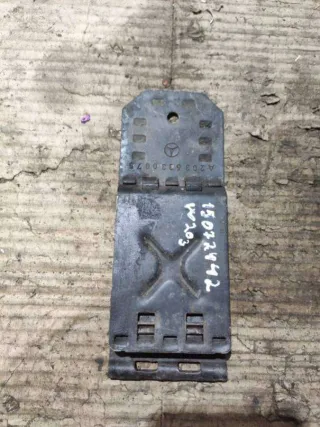 2035830075 Упор противооткатный Mercedes C W203 Арт 83387345, вид 1