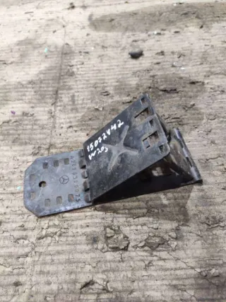 2035830075 Упор противооткатный Mercedes C W203 Арт 83387345, вид 3