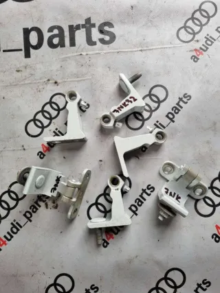 8W0831404A, 8V3827299B, 8V5833403C, 8V5833404C, 8W0831403A Петля двери белая Audi A3 8Y Арт 83413775, вид 1