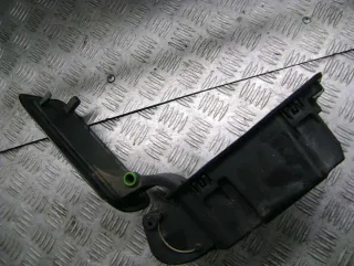 7003915 Крепление лючка топливного бака BMW 7 E65/E66 3.0л Арт 83958643, вид 2