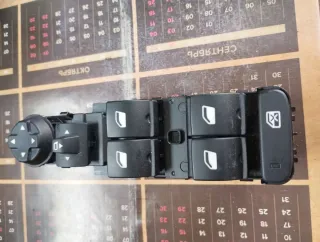  Кнопки стеклоподьемников Citroen C5 Aircross Арт 83986808, вид 1