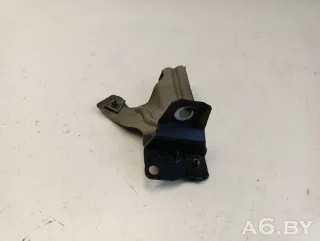 2893 Кронштейн крепления крыла переднего правого Opel Zafira C Арт 84439530, вид 2