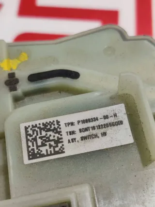 1089334-00-J,1496221-01-A,1500620-01-A контактор высоковольтной батареи Tesla model 3 Арт 99456733, вид 2