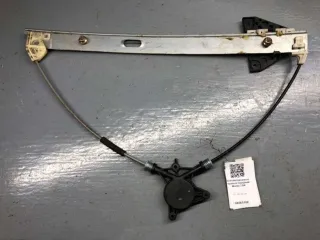  Стеклоподъемник правый передний Mazda 3 BK Арт 84565188, вид 1