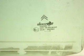  Стекло двери задней правой Citroen Xantia Арт 84582389, вид 2