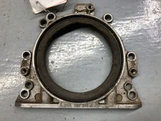 06A103171A Крышка коленвала Audi A6 C6 (S6,RS6) 1.6л i Арт 84193285, вид 1