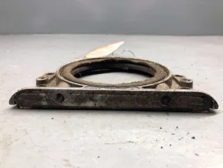 06A103171A Крышка коленвала Audi A6 C6 (S6,RS6) 1.6л i Арт 84193285, вид 4