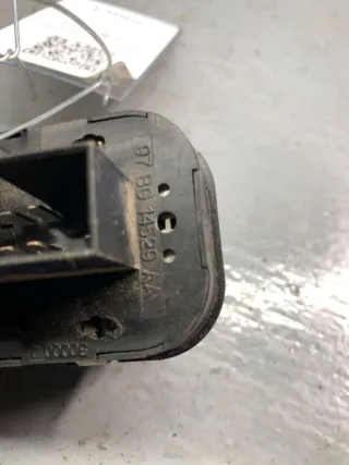 97BG-14529-AA Кнопка стеклоподъемника переднего правого Ford Mondeo 2 Арт 82988814, вид 2