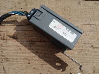 MN117823 Блок управления гидроподвеской Mitsubishi Pajero 3 Арт 2401EVD, вид 1