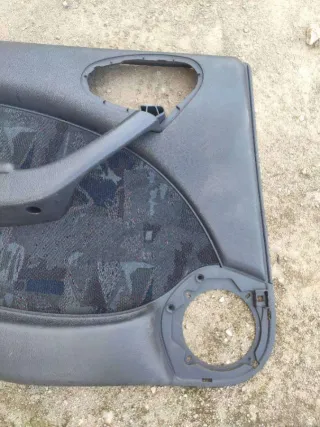  Обшивка двери задней левой (дверная карта) Citroen Xsara Арт 85107920, вид 2