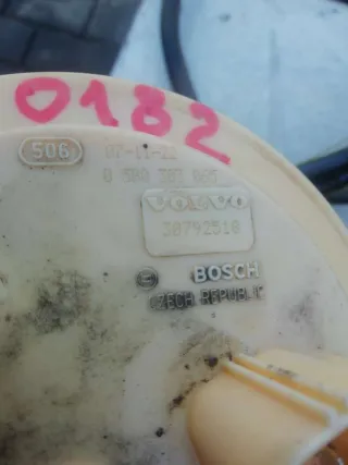 30792518, 31305186, 30671066, 30792039, 0580303065 Топливный насос низкого давления Volvo S80 1 2.4л Арт 0182, вид 4