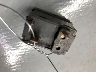 443941528A Кнопка антипробуксовочной системы Audi 100 C3 Арт 84566993, вид 3