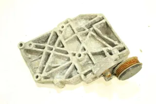 038260885с Кронштейн генератора Audi A6 C5 (S6,RS6) 1.9л TDi Арт 85323130, вид 3