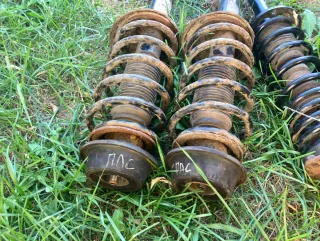  Амортизатор передний Volkswagen Passat B3 Арт 85466903, вид 1