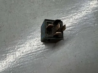 6136-1388911,V23134-E59-X107 Реле (прочие) BMW Z4 E85/E86 Арт 85451171, вид 2