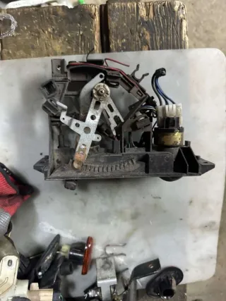  Переключатель отопителя (печки) Mazda 121 2 Арт 85607011, вид 2