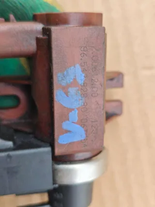 96.542.828.80 Клапан управления турбиной (Актуатор) Peugeot 407 2.0л HDI  Арт 85958986, вид 3