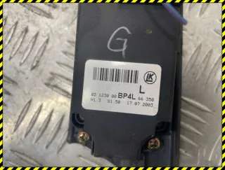 03123000 Блок управления стеклоподъемниками Mazda 3 BK Арт 85978555, вид 4