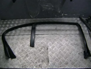 8223756 Молдинг стекла двери задней правой наружный BMW 7 E65/E66 Арт 86031672, вид 2