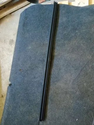  Молдинг стекла двери передней правой внутренний Toyota Avensis 2 Арт 86135654, вид 1