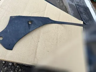 95b807173 Накладка (удлинитель) двери левой Porsche Macan Арт 108038473, вид 1