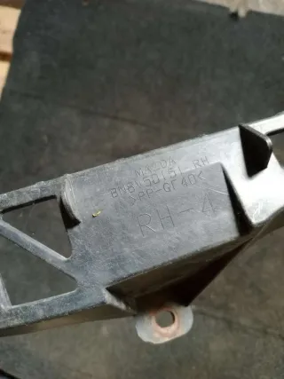 BN8V50151 Крепление фары правой Mazda 3 BK Арт 86572486, вид 2