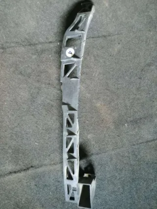 BN8V50151 Крепление фары правой Mazda 3 BK Арт 86572486, вид 1