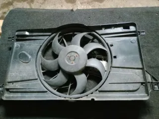 3136613321,013633962 Вентилятор радиатора Mazda 3 BK Арт 86590831, вид 1