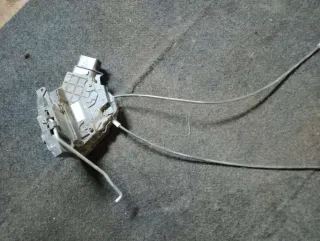 3N6AA26413BP Замок двери задней левой Mazda 3 BK Арт 86645854, вид 1