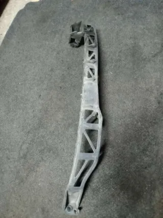  Кронштейн крепления бампера переднего Mazda 3 BK Арт 86717607, вид 1