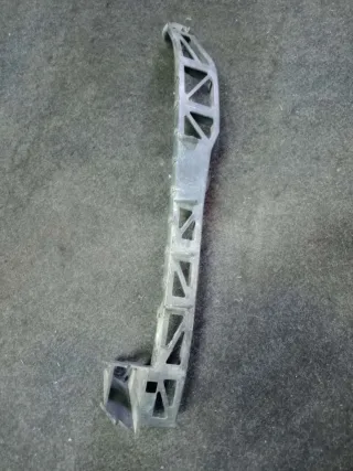  Кронштейн крепления бампера переднего Mazda 3 BK Арт 86717608, вид 1