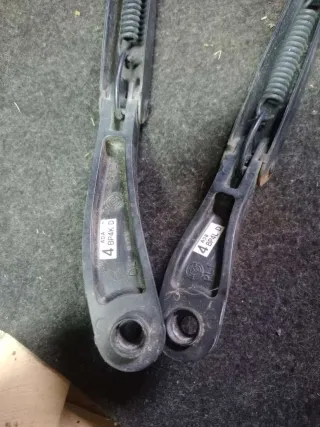  Щеткодержатели (поводок стеклоочистителя, дворник) Mazda 3 BK Арт 86717609, вид 3